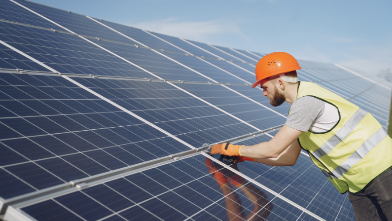 Nuevo contrato de formación en alternancia para instaladores de energía solar