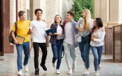 Estancia por estudios, ¿qué es y cómo solicitar el permiso?