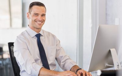 Ayudas de hasta 5.500€ por convertir contratos de formación en indefinidos en Murcia