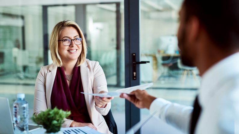 Motivos comunes de denegación del arraigo socioformativo y cómo evitarlos