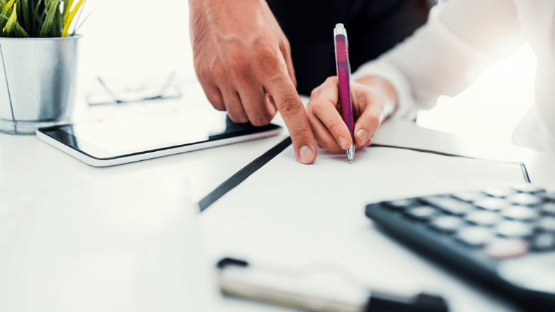 Multas de hasta 7.500 euros por no firmar contratos por escrito