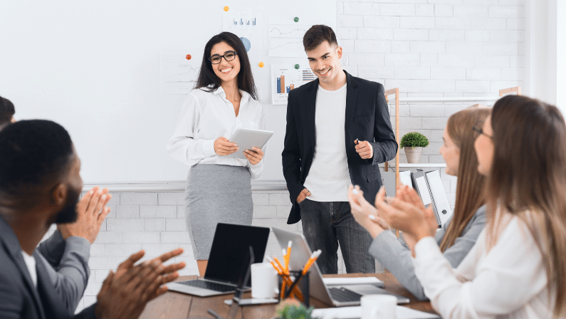 Ayudas de más de 13.000€ por convertir contratos de formación en indefinidos en Extremadura