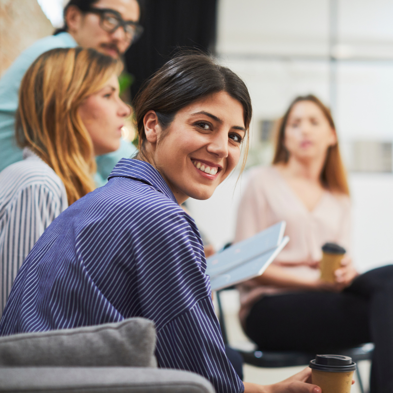 Trabaja Con Nosotros Grupo2000